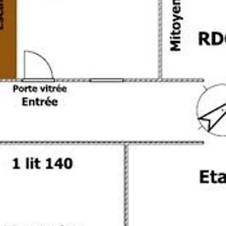 Renove Avec Mezzanine, Cour Privative Et Parking A - Fr-1-426-479 * Rochetrejoux