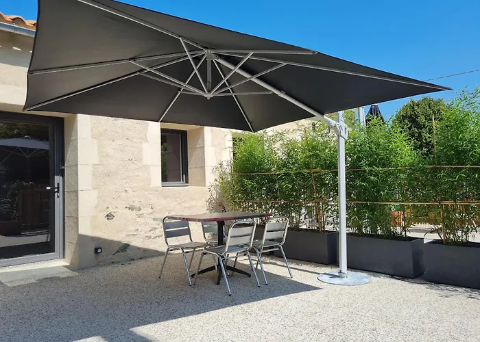 Renove Avec Mezzanine, Cour Privative Et Parking A - Fr-1-426-479 *